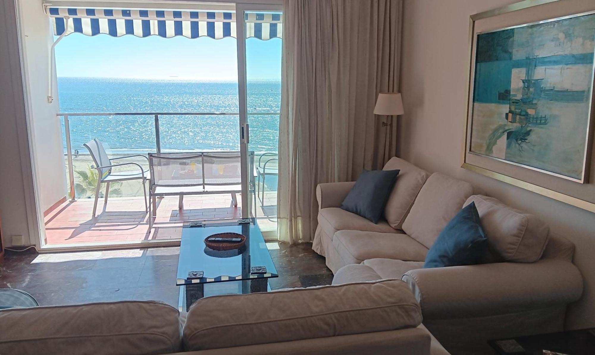 Alojamiento Iberia Playa Estepona Dış mekan fotoğraf