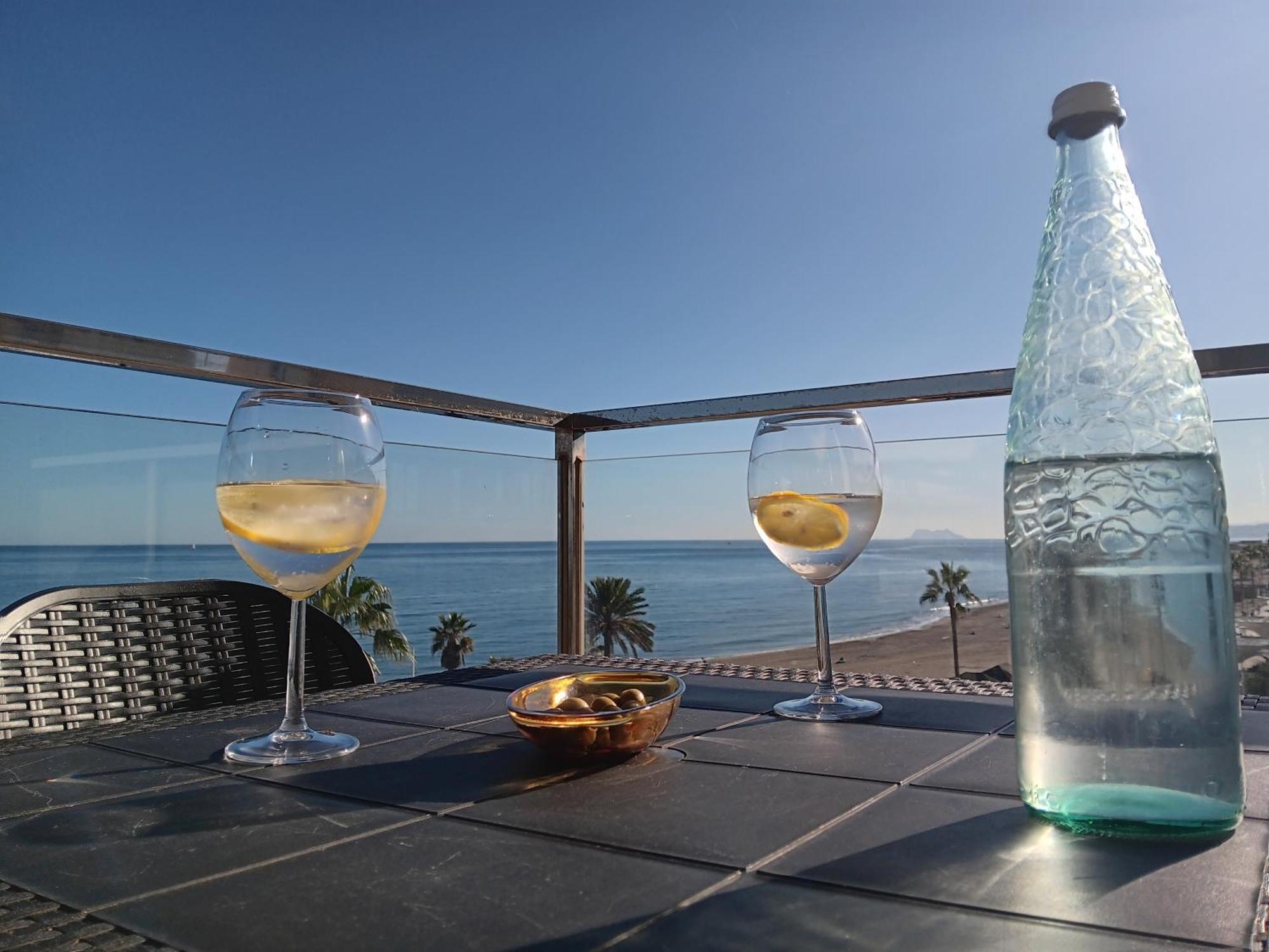 Alojamiento Iberia Playa Estepona Dış mekan fotoğraf