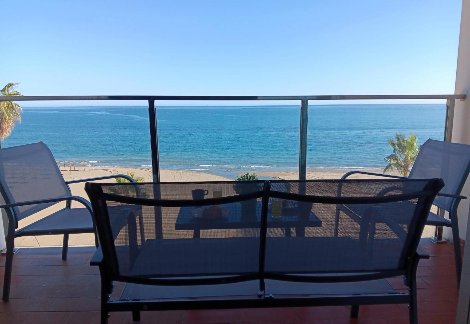 Alojamiento Iberia Playa Estepona Dış mekan fotoğraf
