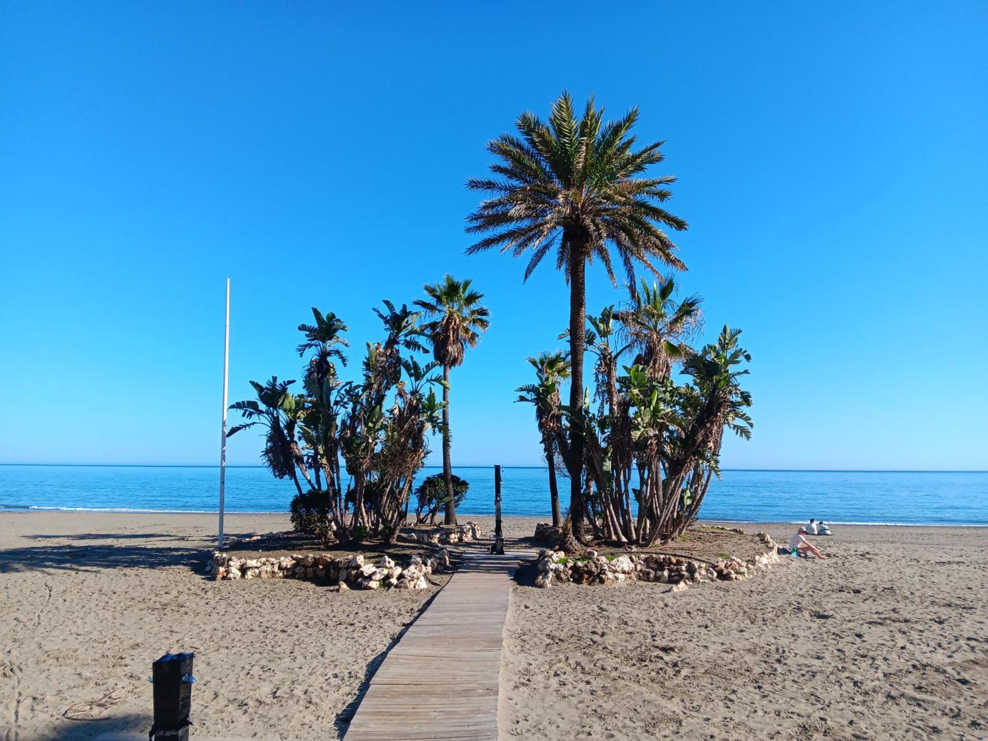 Alojamiento Iberia Playa Estepona Dış mekan fotoğraf