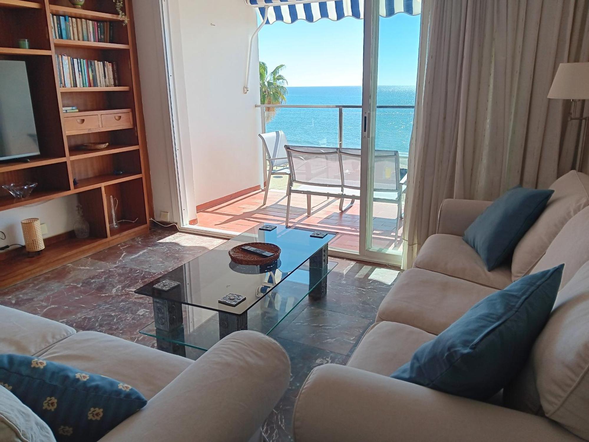 Alojamiento Iberia Playa Estepona Dış mekan fotoğraf